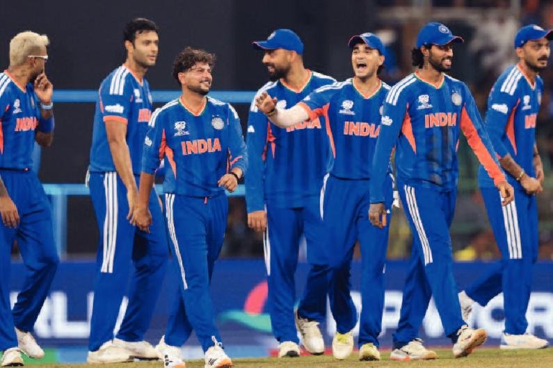 పాక్ ఓటమిని శాసించింది వీరే..